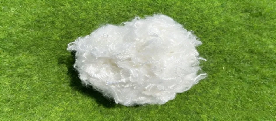 Onko polyesteri luonnonkuitu?